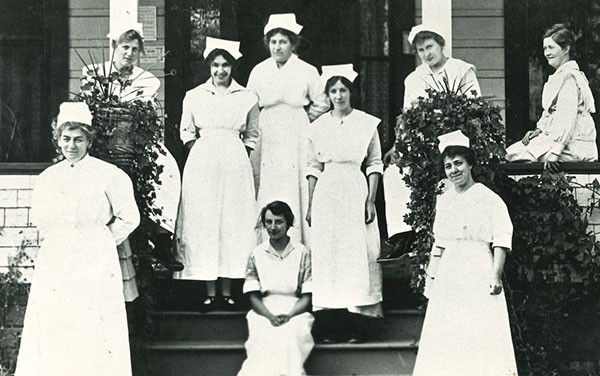 nurses-1904